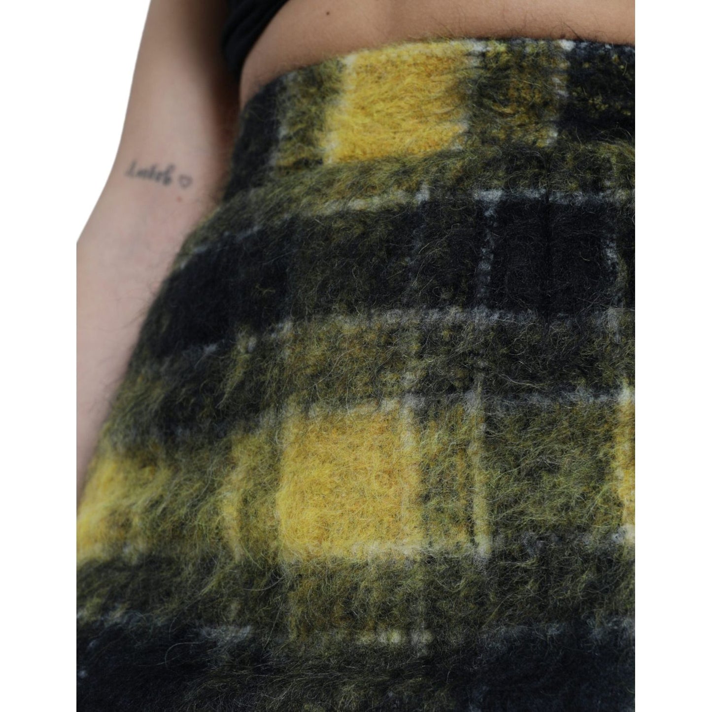 Dolce & Gabbana Yellow Black Brushed Checked Wool Pencil Cut Skirt SKi1940-40