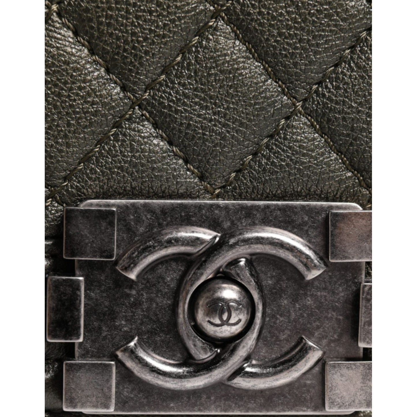 Chanel Dark Green Leather Shoulder Bag Gray Metal Purse Bag CHA176