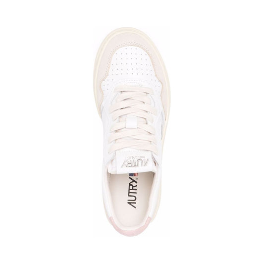 Autry Medalist low Sneakers AULWLS37-P25