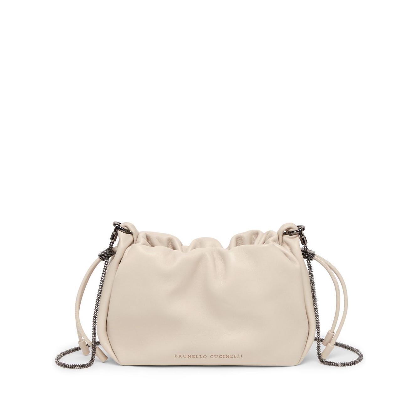 Front view with bag zipped and handles upright.