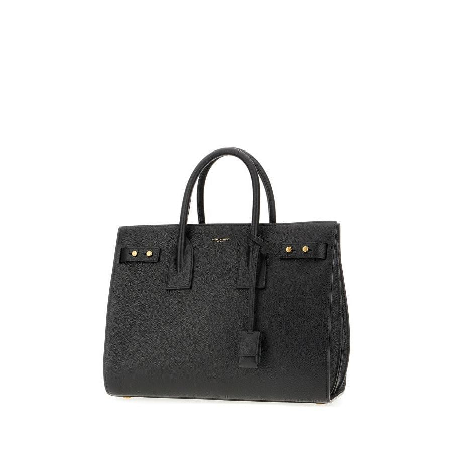 Front view with bag zipped and handles upright.