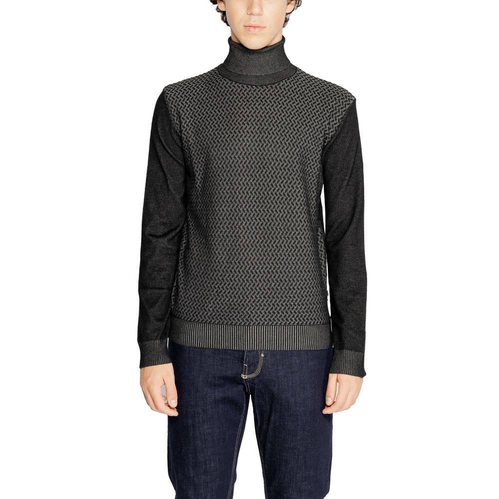 Hamaki-Ho Black Viscose Turtleneck