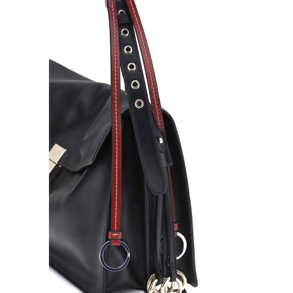 Front view with bag zipped and handles upright.