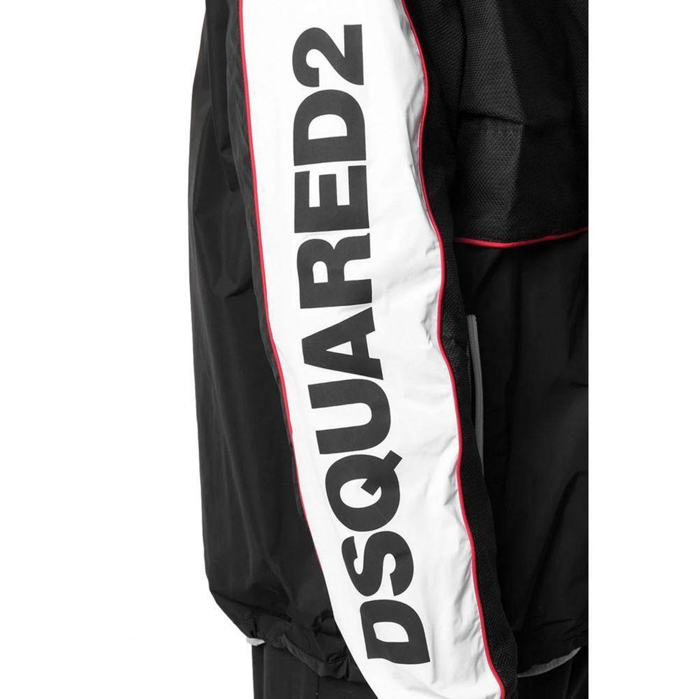 Front view with bag zipped and handles upright.