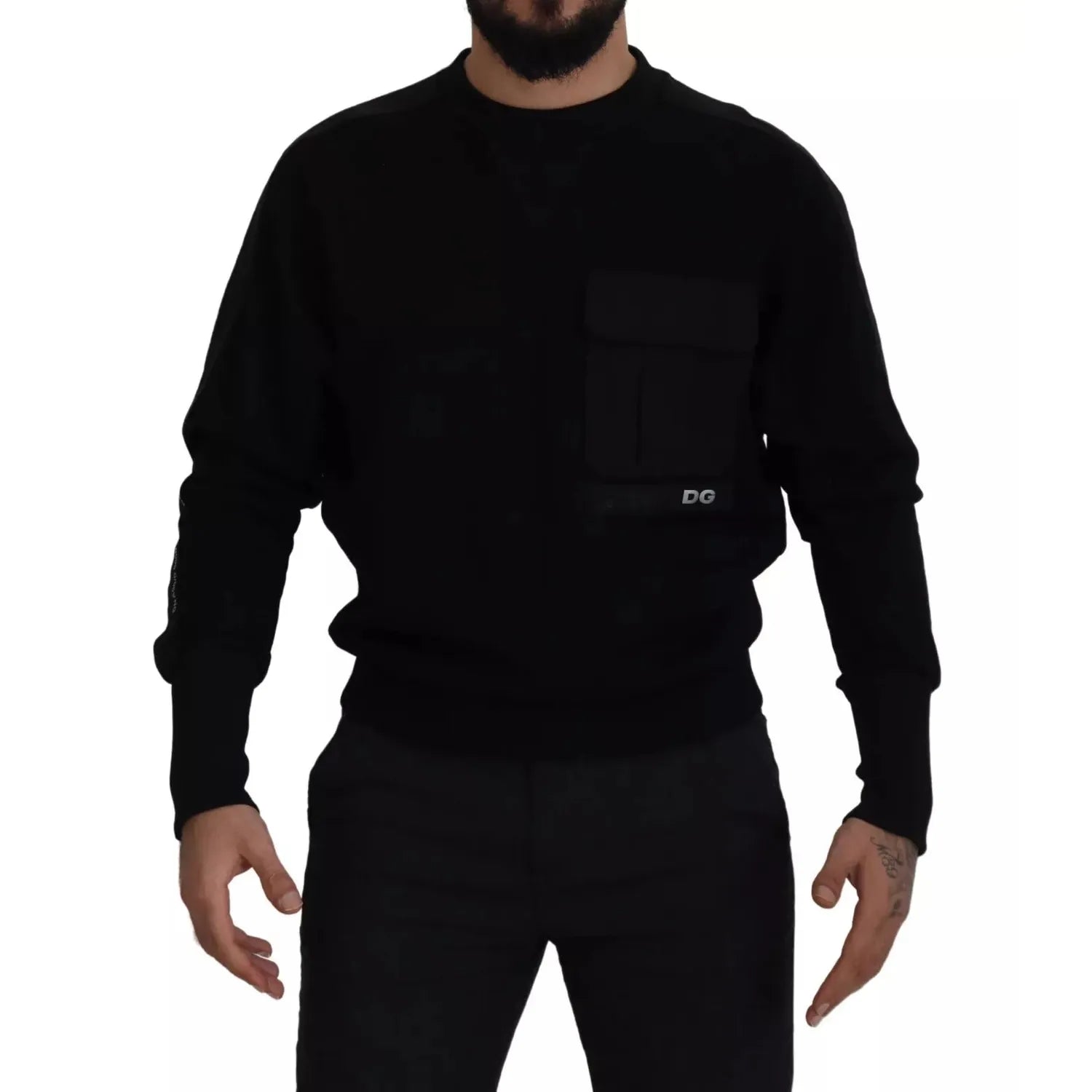 Front view with bag zipped and handles upright.