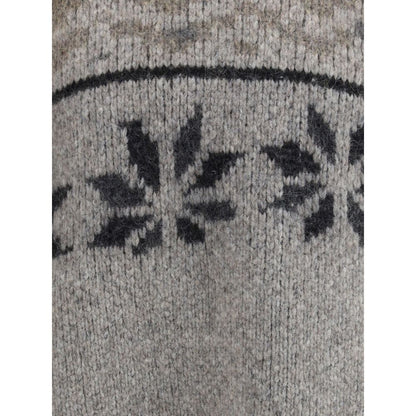 Close-up of Magliano Gray Alpaca Vicugna Pacos Sweatshirt showcasing knitted Norwegian pattern.