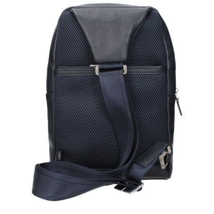 Piquadro Blue Leather Crossbody Bag with adjustable back strap and front logo, MPN CA4832VIBLU, code F84382.