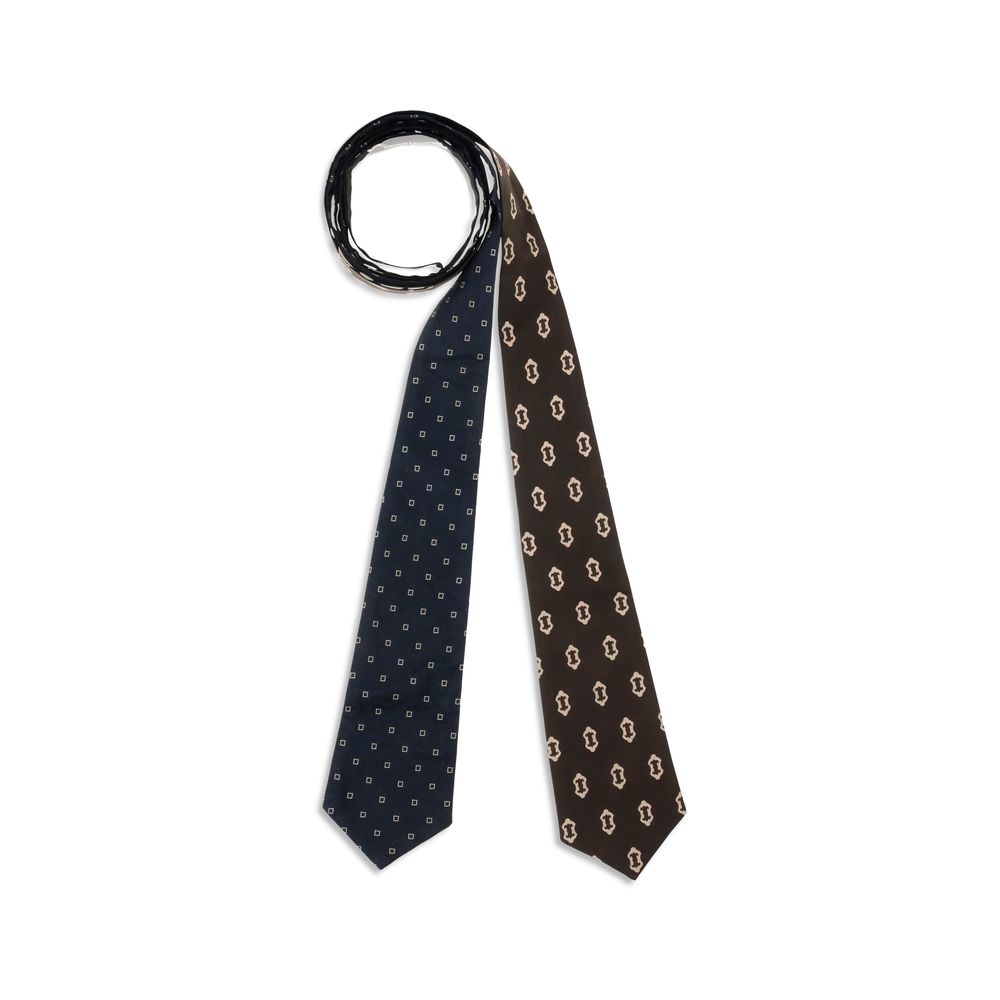 Di Stavnitser Multicolor Cotton Tie featuring a reversible design with classic print, adding versatility to any outfit. 100% cotton.
