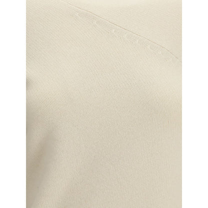 Close-up texture of Di Stavnitser White Cashmere Sweatshirt, highlighting luxurious wool and cashmere blend with asymmetrical seam detail.