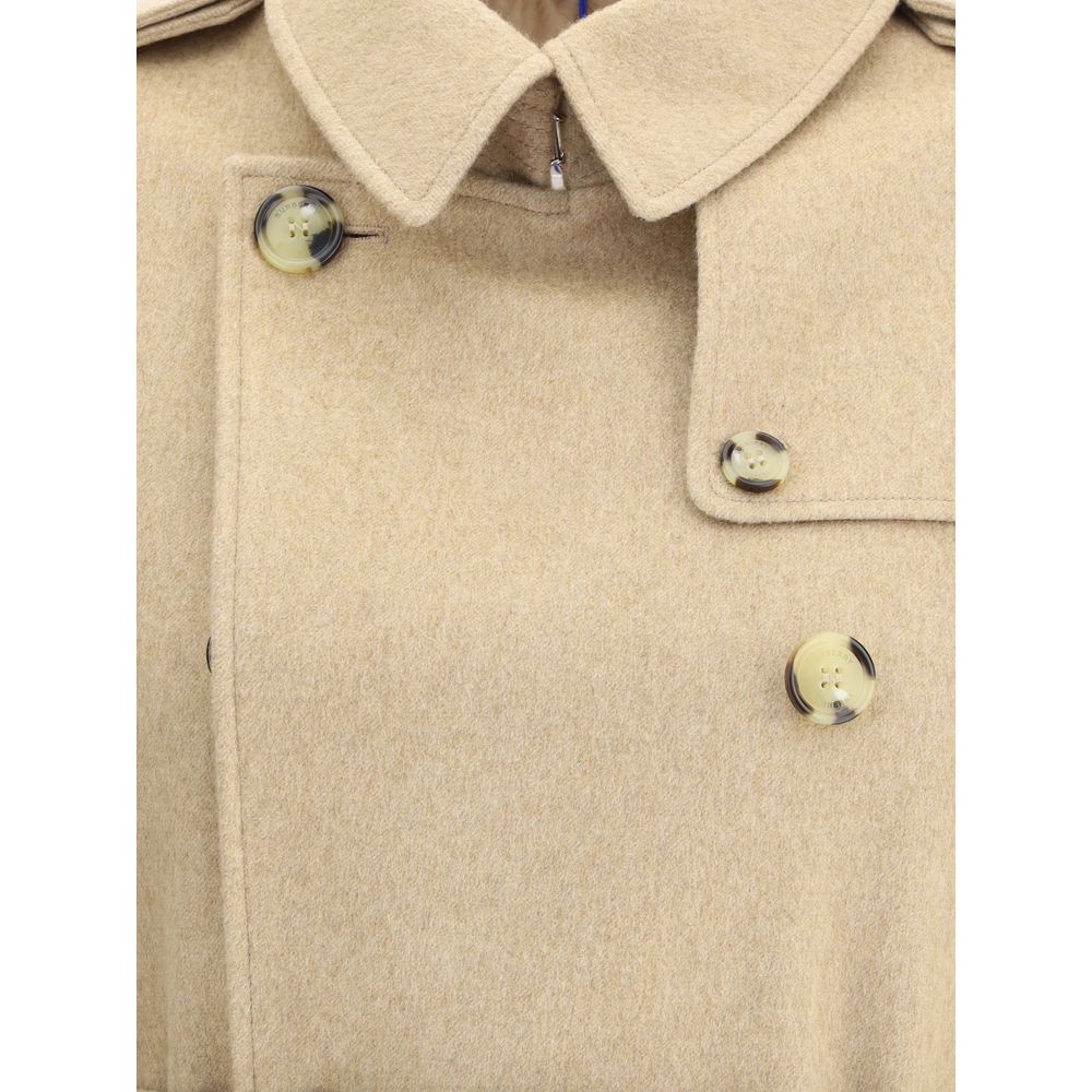 Close-up of Burberry Beige Cashmere Coat with double-breasted buttons and hook-and-eye collar.