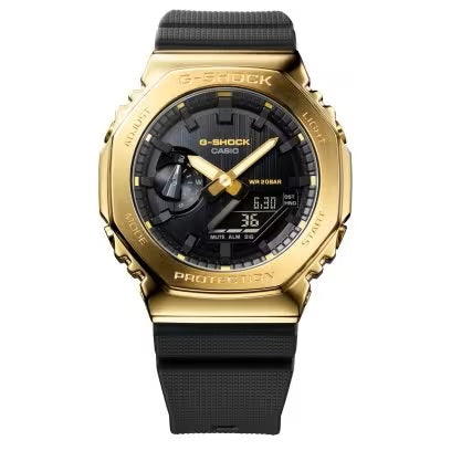 CASIO G-SHOCK Mod. OAK METAL COVERED OAK METAL COVERED - GOLD wristwatch with black resin strap and multifunction quartz movement.