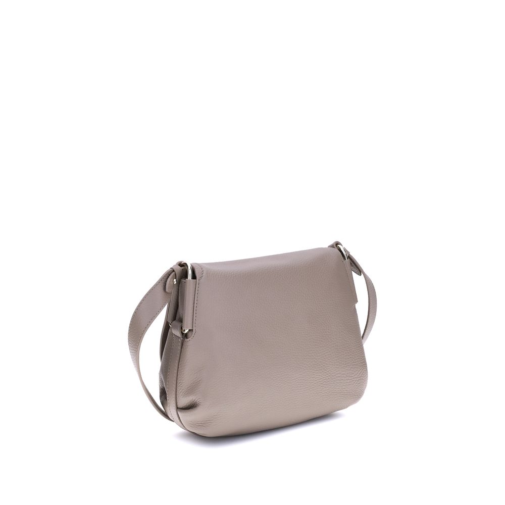 Front view with bag zipped and handles upright.