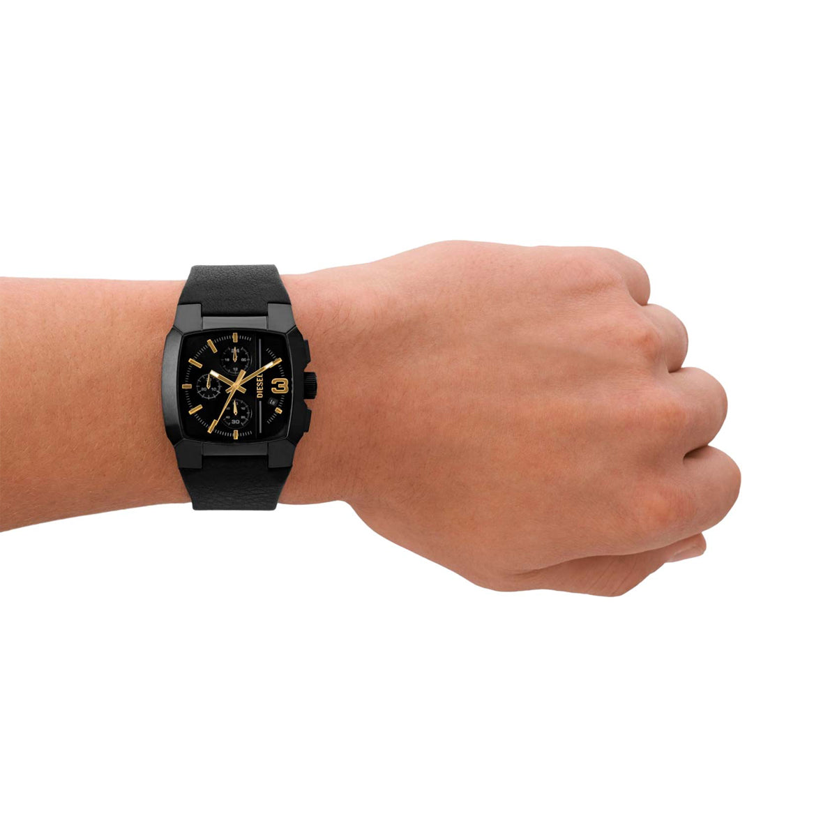 DIESEL Mod. CLIFFHANGER wristwatch on wrist with black leather strap and brown IP stainless steel case, featuring quartz movement and water resistance.