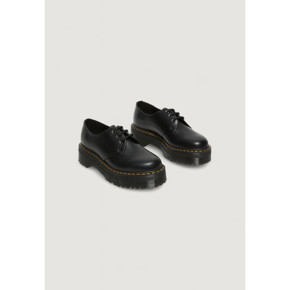 Dr. Martens Black Leather Lace-Up Boots, thick sole women’s shoes, durable and stylish for any occasion.
