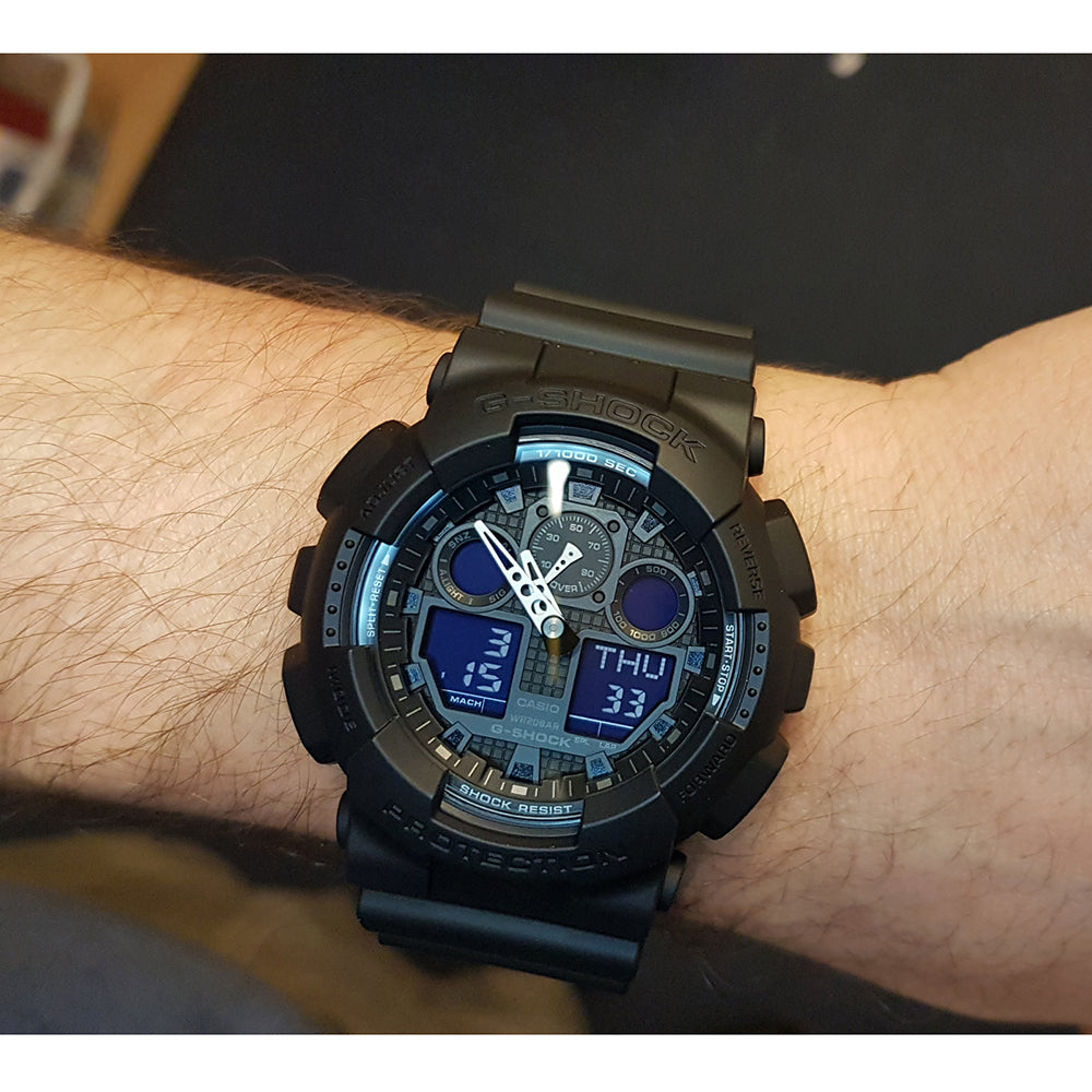 CASIO G-SHOCK Mod. GS BASIC wristwatch with 20 ATM water resistance, resin case and strap, quartz movement, multifunction dial in official packaging.