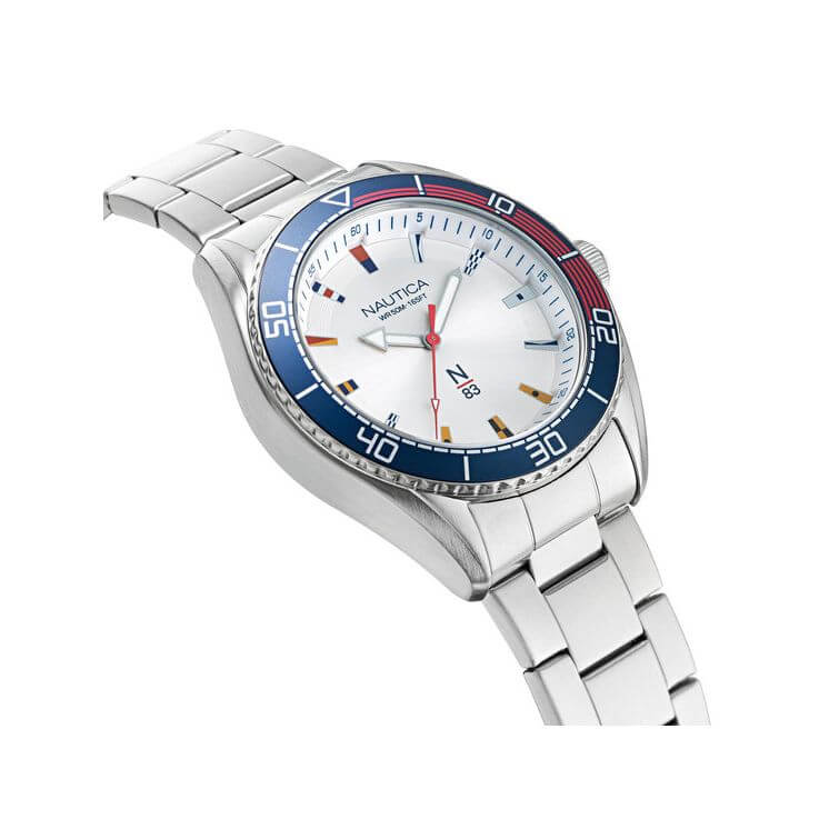 NAUTICA Mod. NAPFWS005 gent's quartz analog watch with multifunction and 5 ATM water resistance in official box.