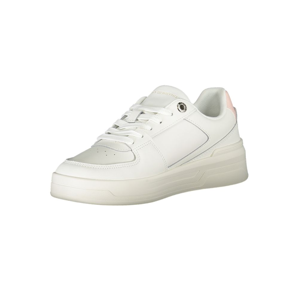 Tommy Hilfiger Elegant White Lace-Up Sneakers with Contrast Detail showcasing sporty sophistication.