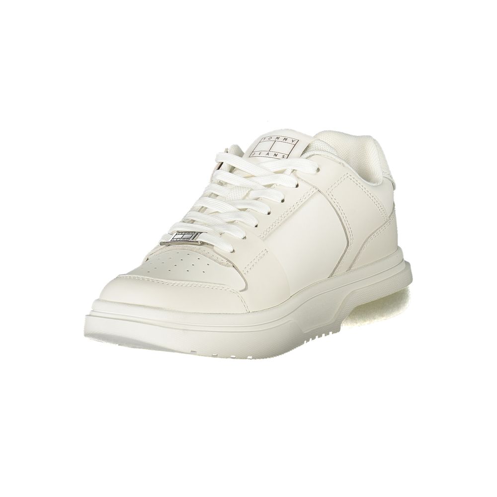 Tommy Hilfiger White Leather Women Sneaker with bold contrasting details, perfect for modern sophistication and customizable comfort.