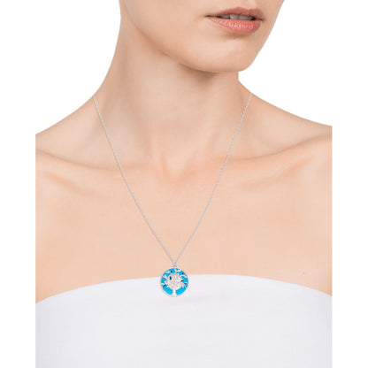 Alt Tag: Woman wearing VICEROY JEWELS Mod. 13012C000-13 silver necklace with 32 mm case, featuring quartz movement and blue pendant.