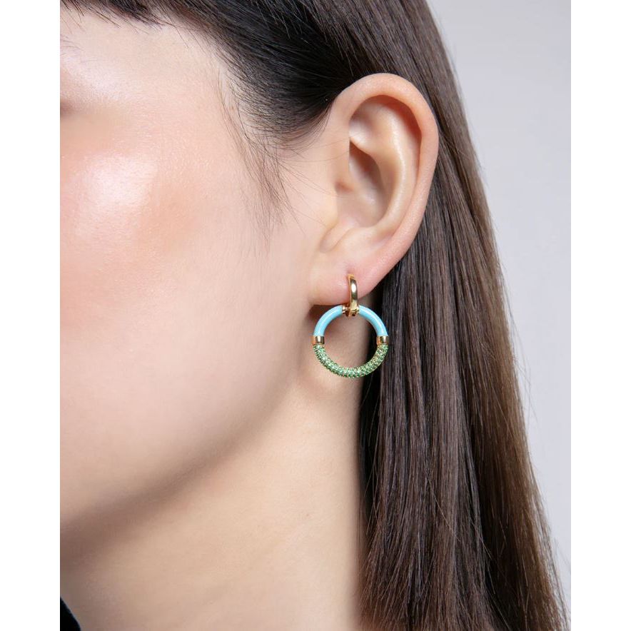 Lady wearing VICEROY JEWELS Mod. 13199E100-99 silver earrings, mineral case, water resistant 10 ATM, multifunction, elegant design.